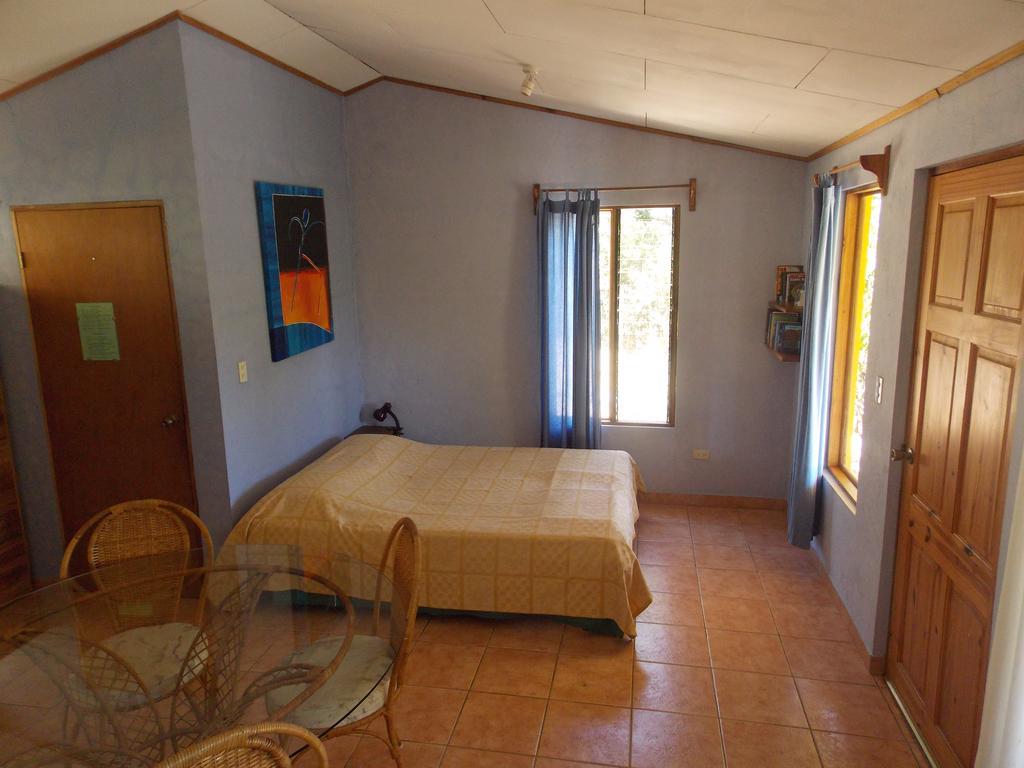 El Paraiso Verde B&B Atenas Room photo